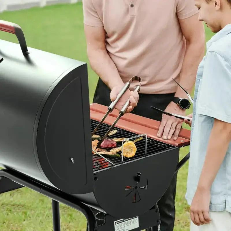 CC1830V 30-Barrel Charcoal Grill