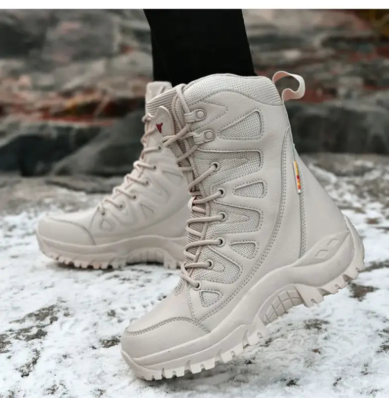 Winter Women’s High-Top Hiking Boots